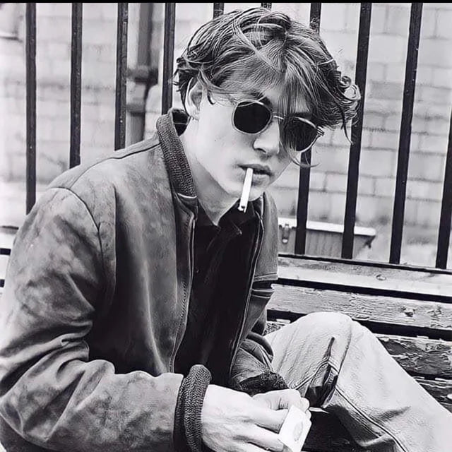 Johnny Depp 1980s wayfarer sunglasses 80s shades
